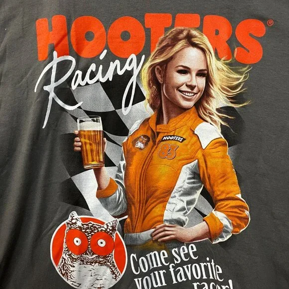 Hooters Racing Come See Your Favorite Racer T-Shirt Large - Picture 2 of 4